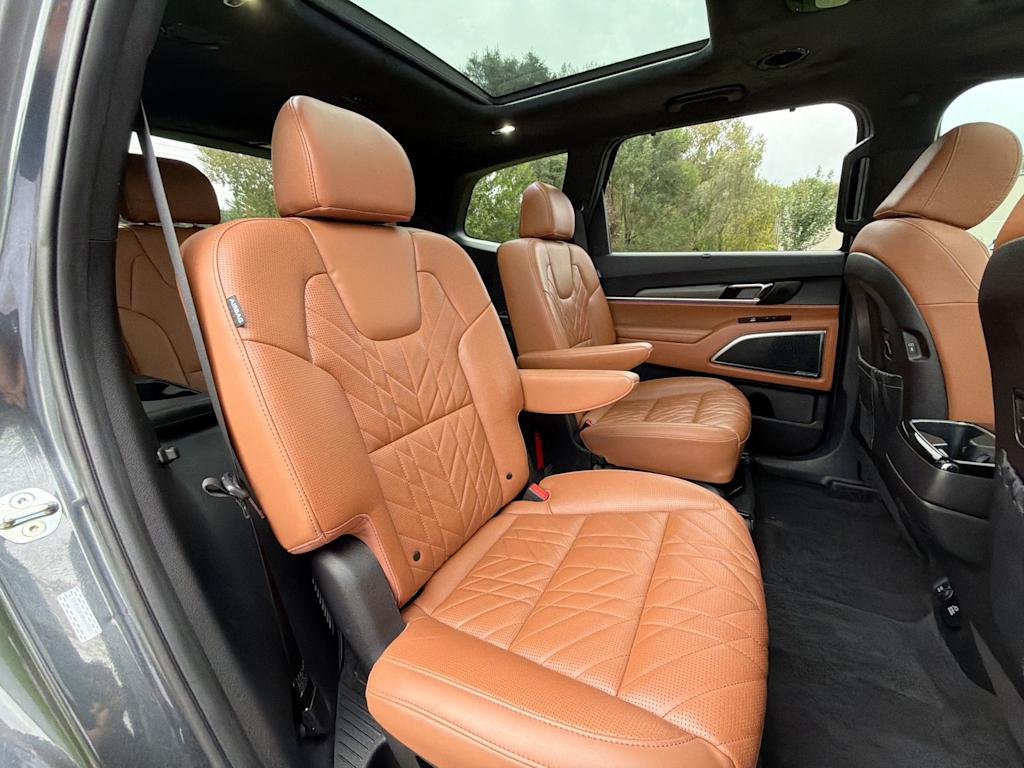 Thumbnail: 2024 Kia Telluride - 25