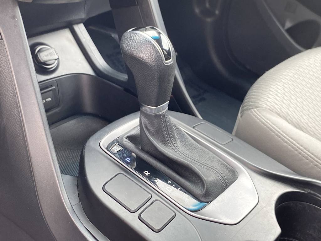 Thumbnail: 2016 Hyundai Santa Fe - 14
