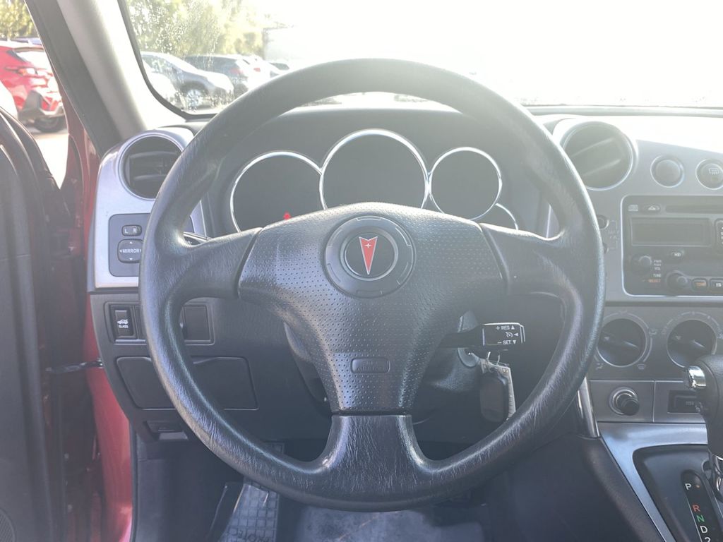 Thumbnail: 2008 Pontiac Vibe - 13