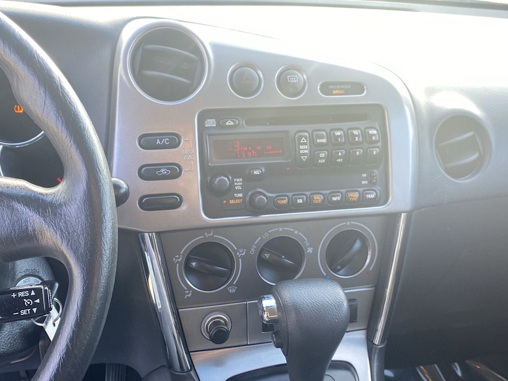 Thumbnail: 2008 Pontiac Vibe - 14