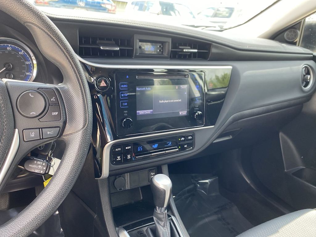 Thumbnail: 2018 Toyota Corolla - 14