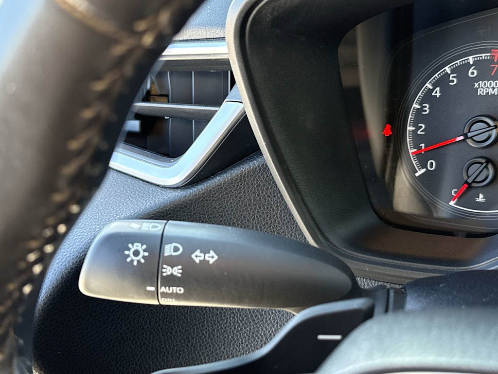 Thumbnail: 2022 Toyota Corolla - 29