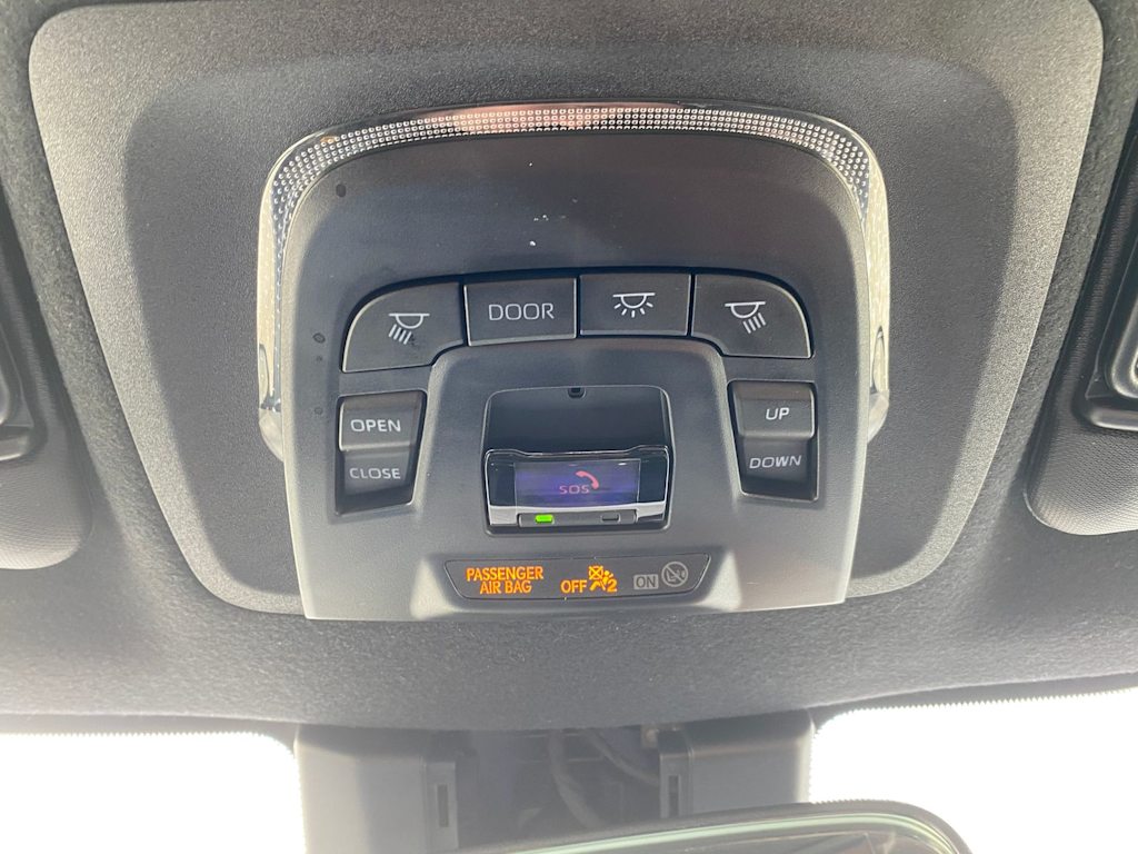 Thumbnail: 2023 Toyota Corolla - 32