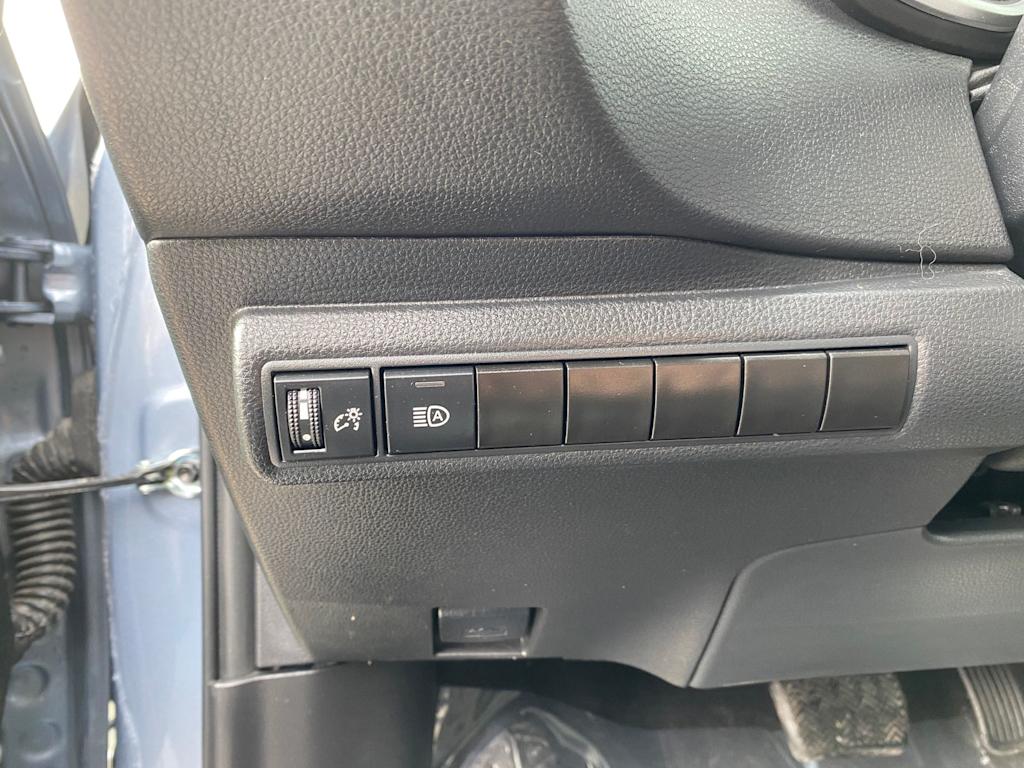 Thumbnail: 2023 Toyota Corolla - 22