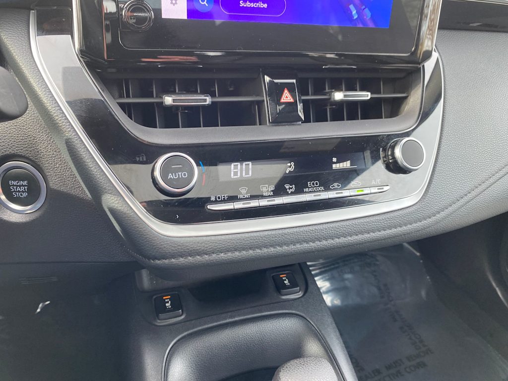 Thumbnail: 2023 Toyota Corolla - 34