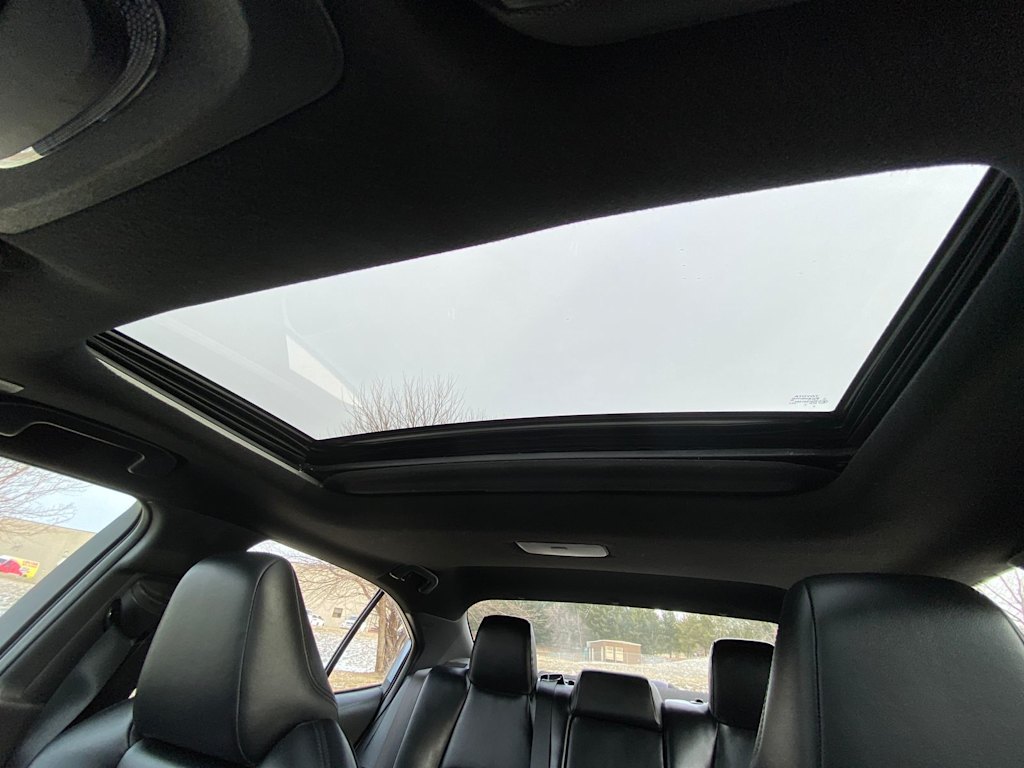 Thumbnail: 2023 Toyota Corolla - 31