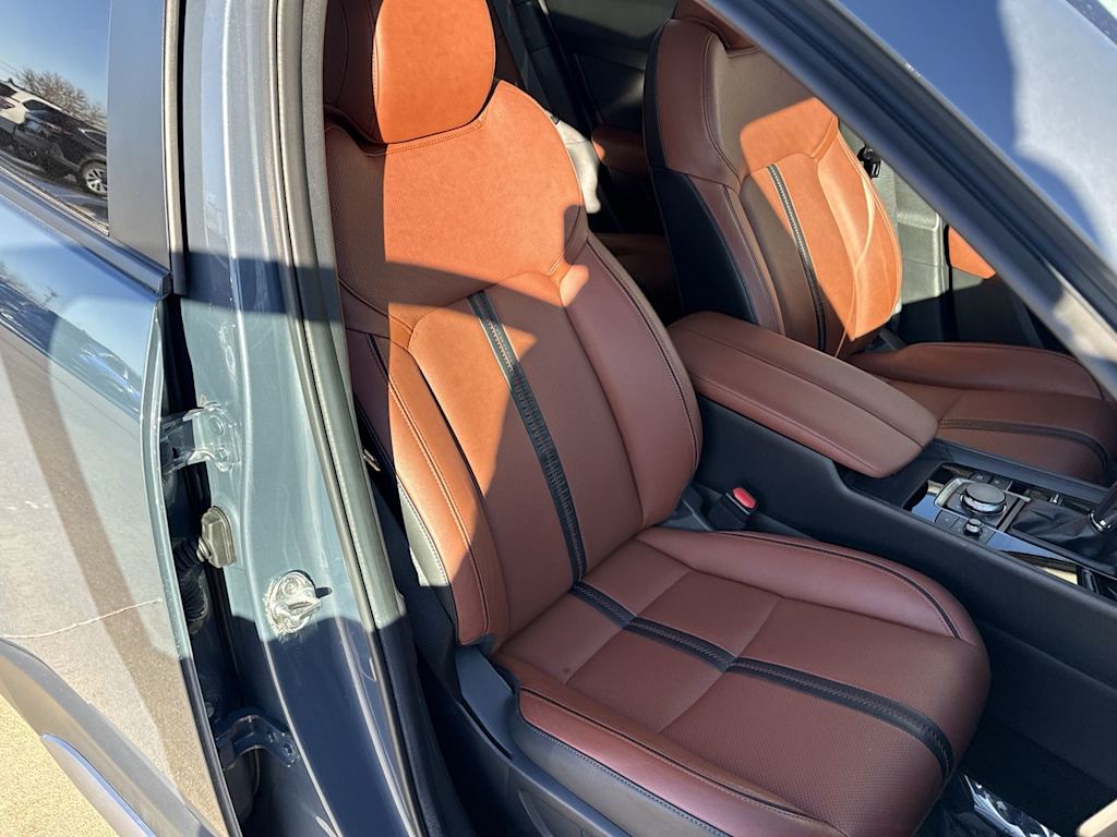 Thumbnail: 2023 Mazda CX-50 - 12