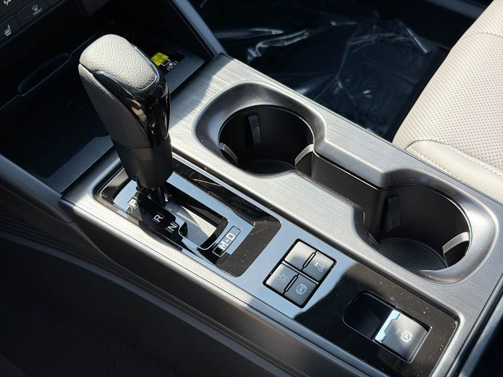 Thumbnail: 2026 Subaru Outback - 15