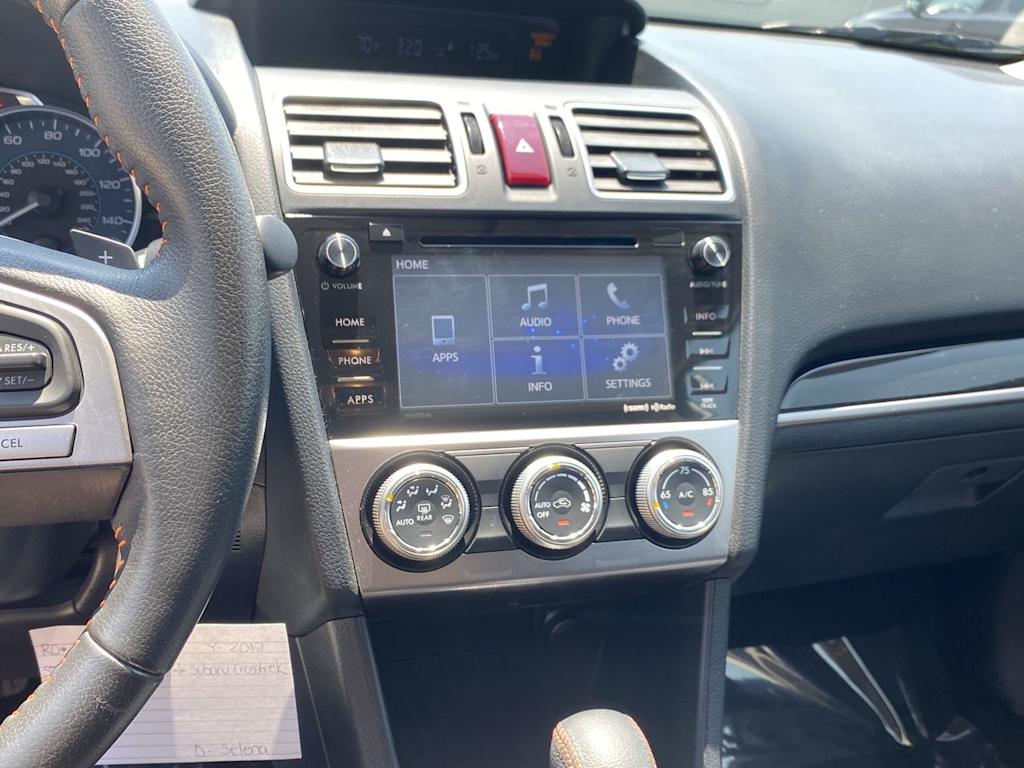 2017 Subaru Crosstrek Limited 14