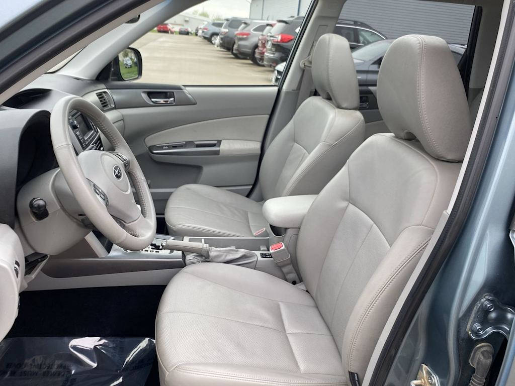 2012 Subaru Forester Limited 10