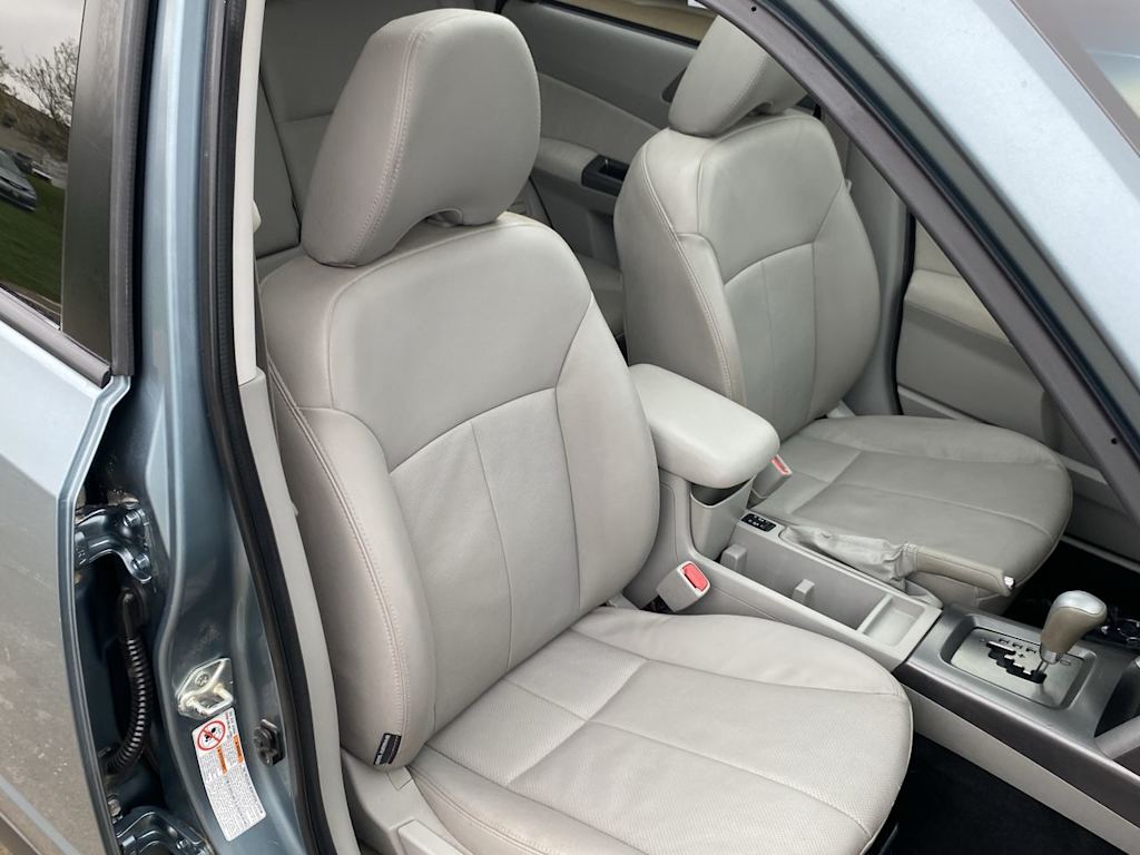 2012 Subaru Forester Limited 11