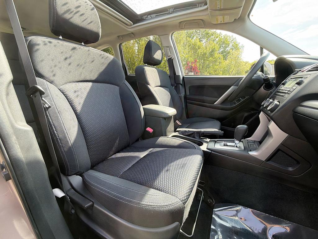 Thumbnail: 2015 Subaru Forester - 10