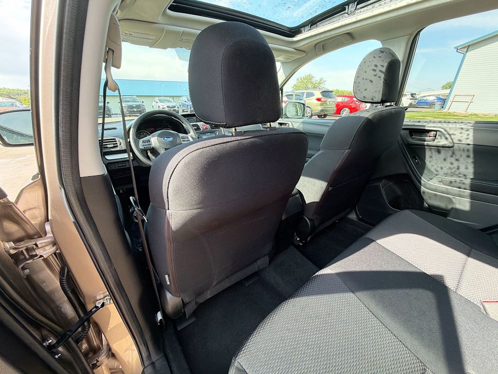 Thumbnail: 2015 Subaru Forester - 11