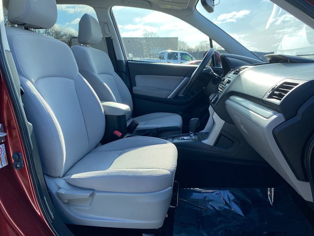 Thumbnail: 2015 Subaru Forester - 11