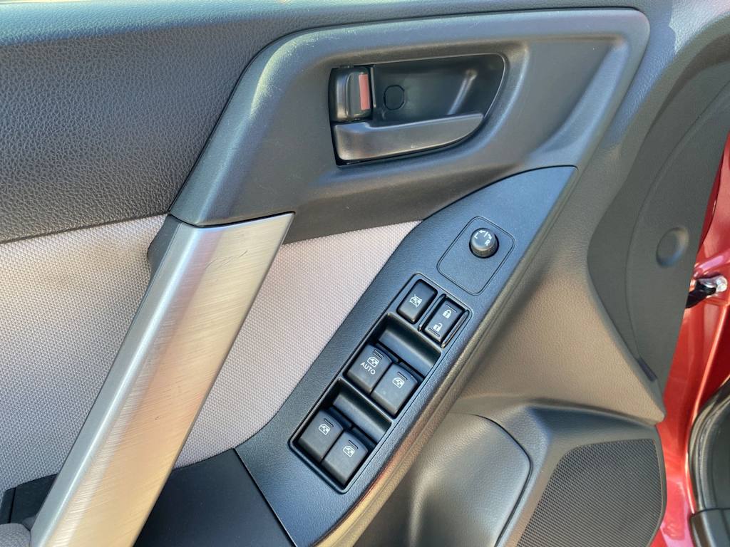 Thumbnail: 2015 Subaru Forester - 23