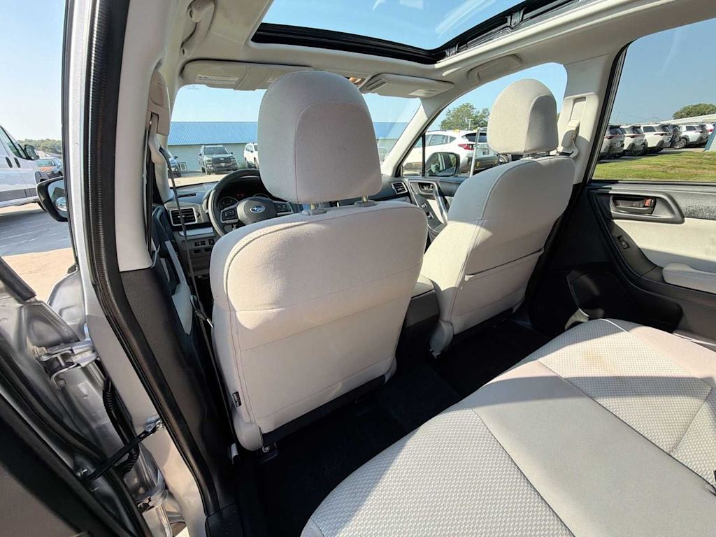 Thumbnail: 2016 Subaru Forester - 11