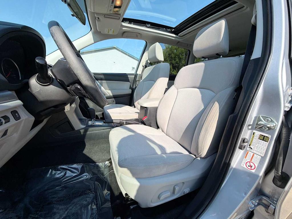 Thumbnail: 2016 Subaru Forester - 9