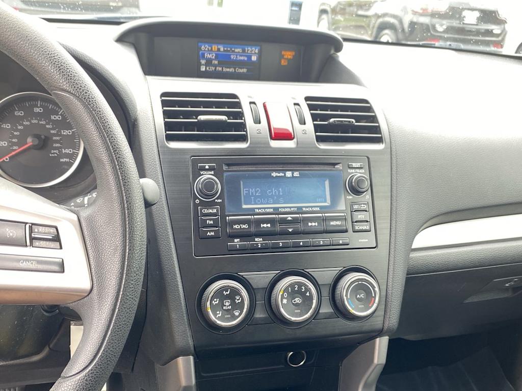 2015 Subaru Forester Premium 14