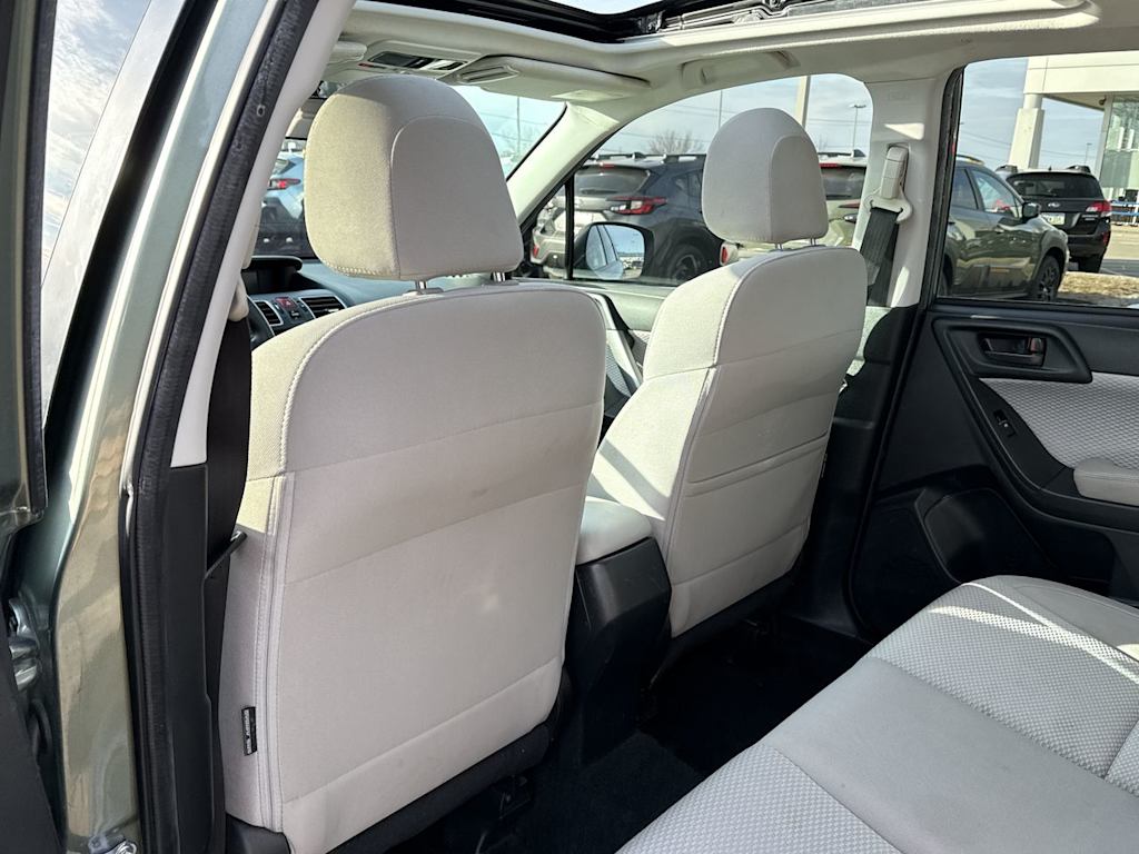 Thumbnail: 2017 Subaru Forester - 12