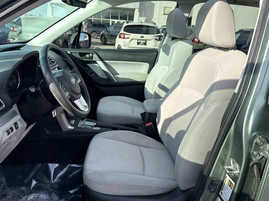 Thumbnail: 2017 Subaru Forester - 10