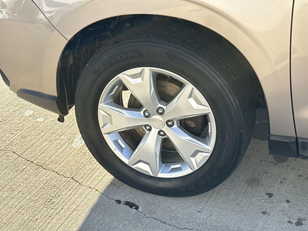 Thumbnail: 2016 Subaru Forester - 8