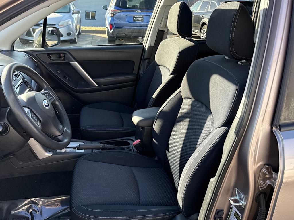 Thumbnail: 2016 Subaru Forester - 11