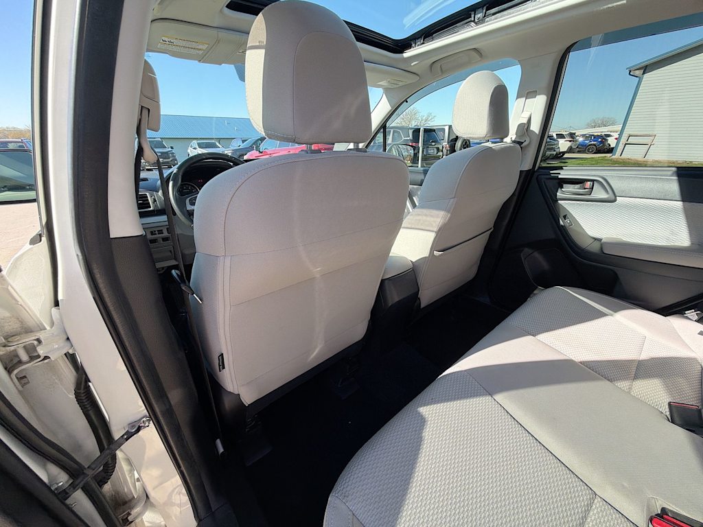 Thumbnail: 2017 Subaru Forester - 12