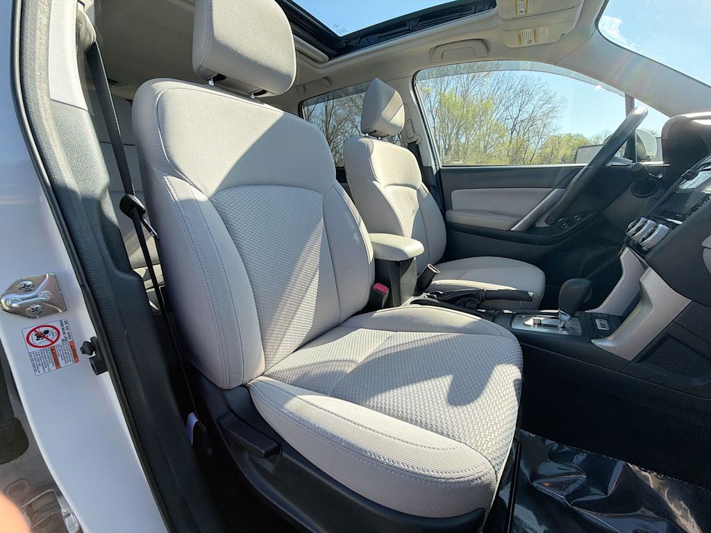 Thumbnail: 2017 Subaru Forester - 11