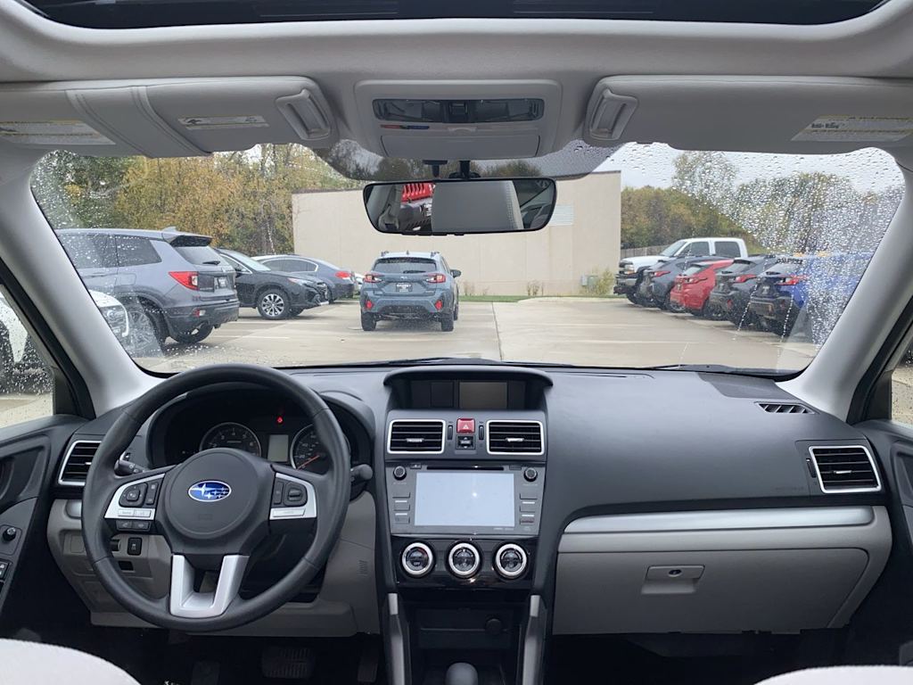 Thumbnail: 2018 Subaru Forester - 9