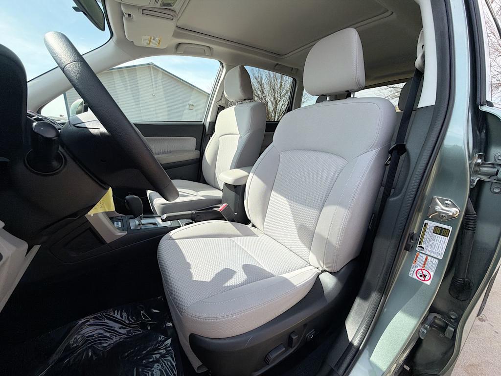 Thumbnail: 2017 Subaru Forester - 11