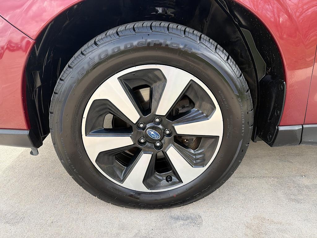 Thumbnail: 2017 Subaru Forester - 8