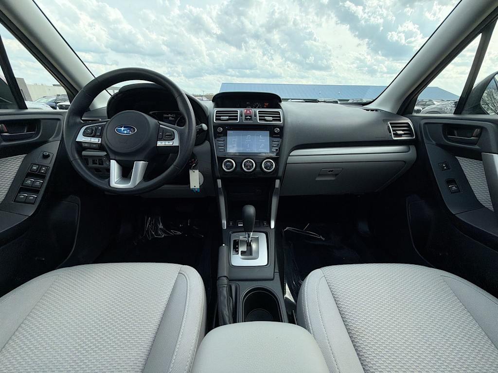 Thumbnail: 2017 Subaru Forester - 10