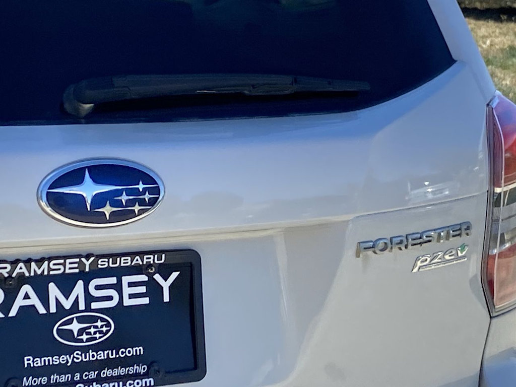 Thumbnail: 2015 Subaru Forester - 6