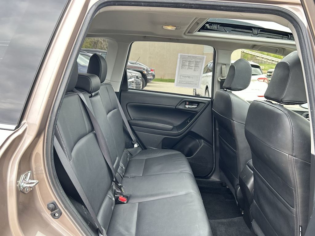2014 Subaru Forester Limited 27