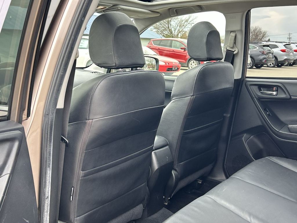 2014 Subaru Forester Limited 12
