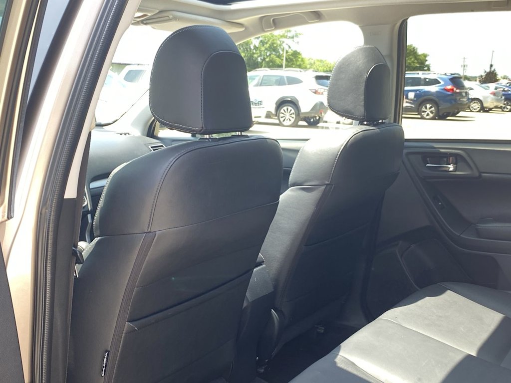 Thumbnail: 2016 Subaru Forester - 12