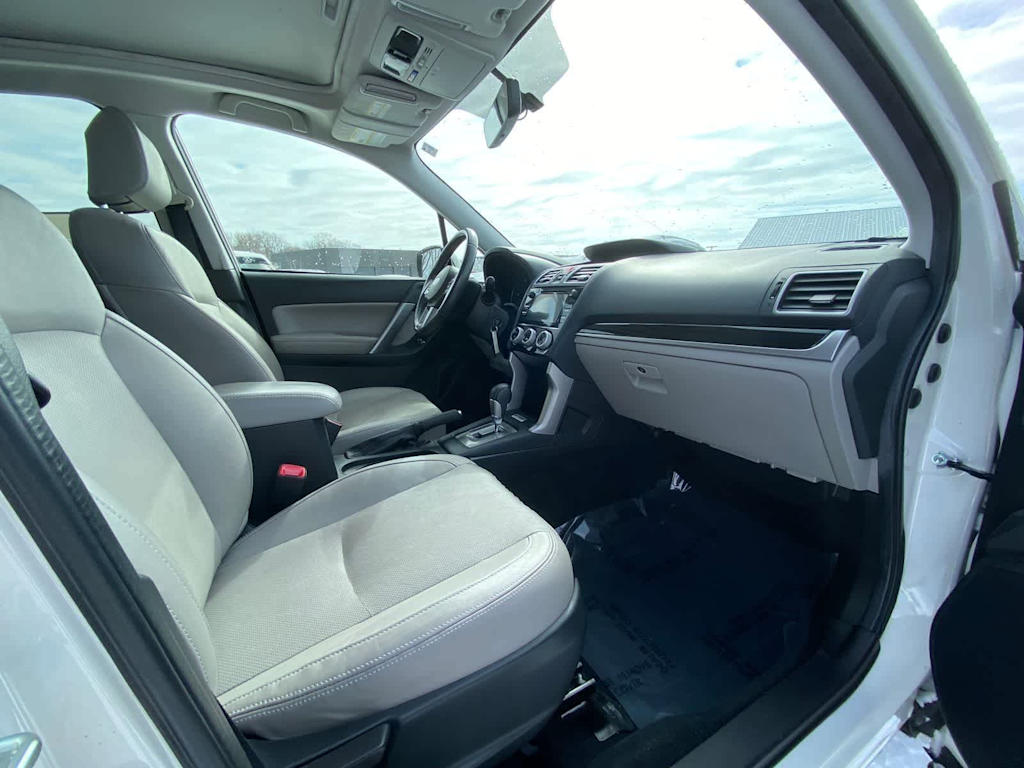 Thumbnail: 2017 Subaru Forester - 3