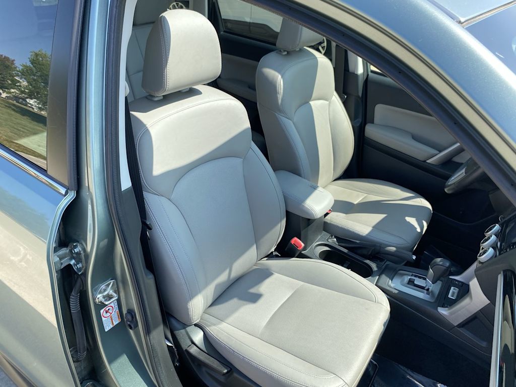 Thumbnail: 2018 Subaru Forester - 11