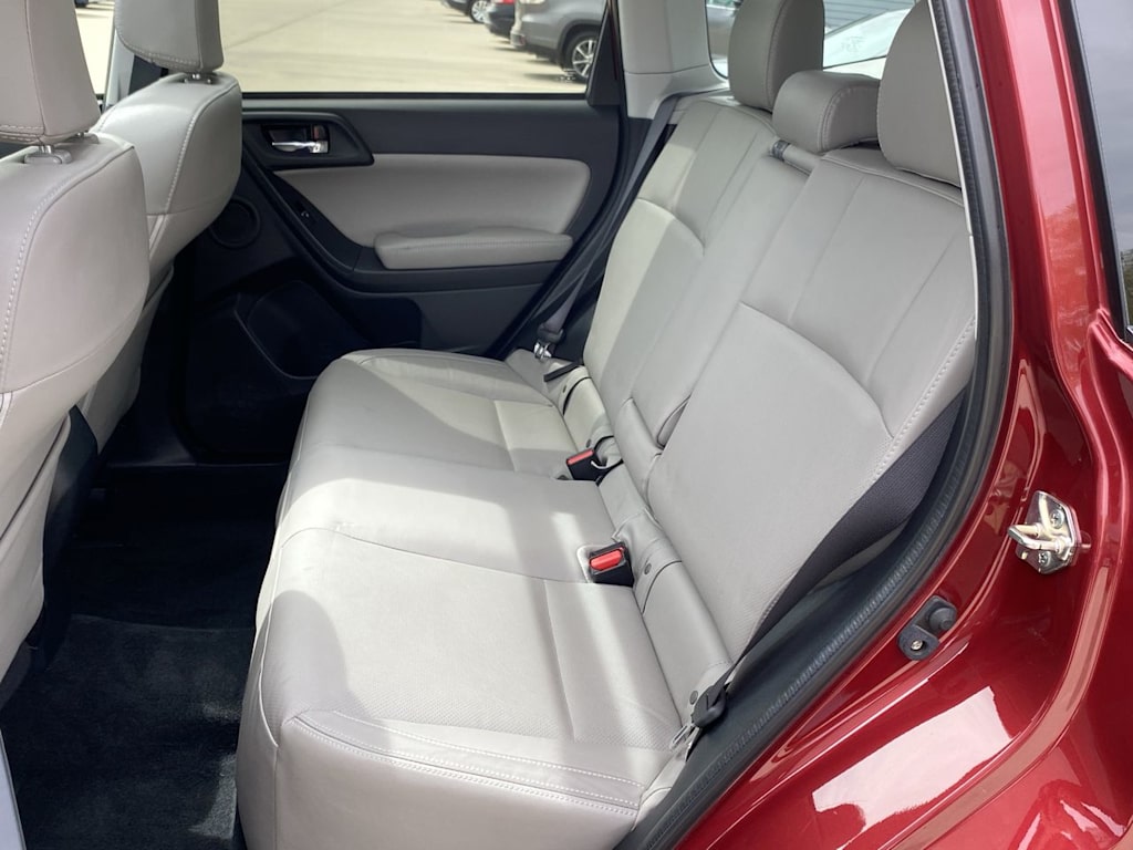 2017 Subaru Forester Limited 27
