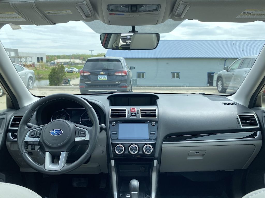 2017 Subaru Forester Limited 9