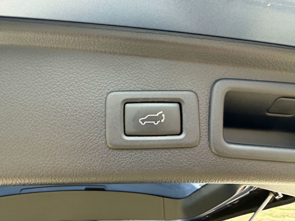 Thumbnail: 2014 Subaru Forester - 28