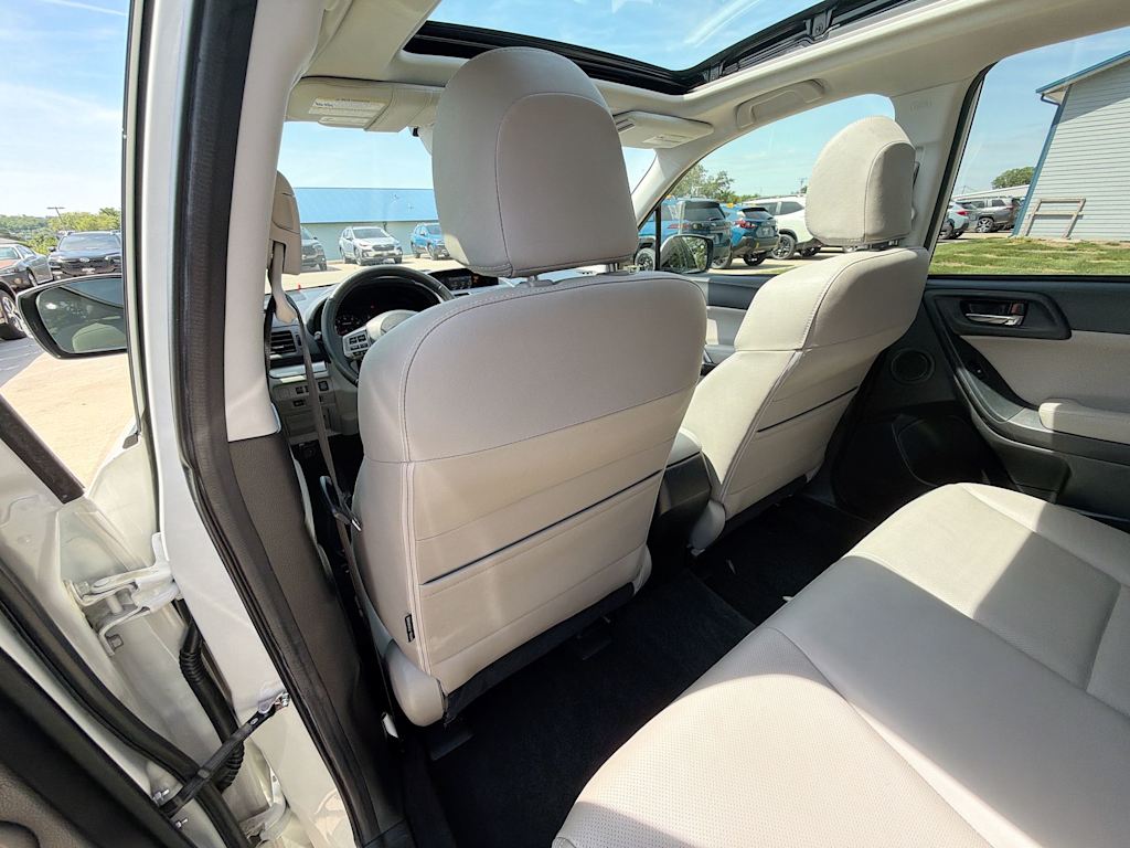 Thumbnail: 2015 Subaru Forester - 12