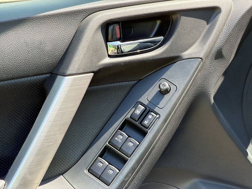 Thumbnail: 2015 Subaru Forester - 24