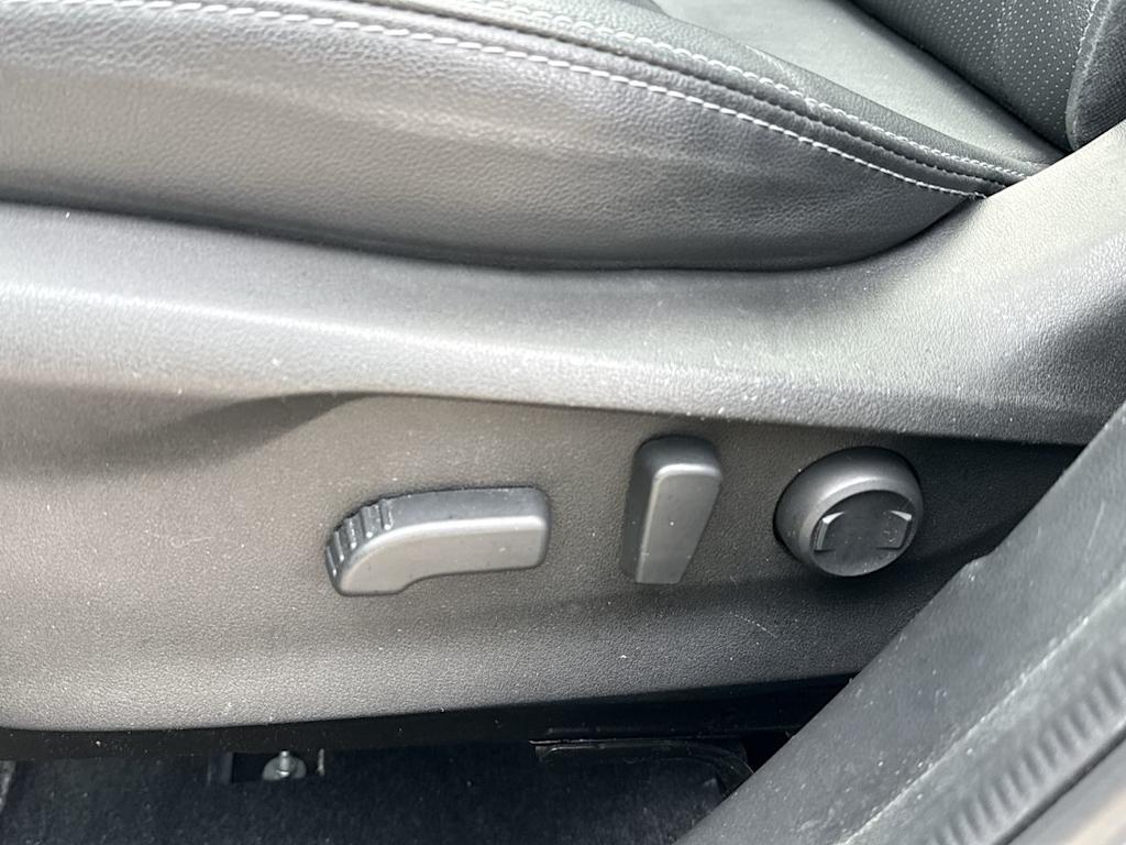 Thumbnail: 2020 Subaru Forester - 25