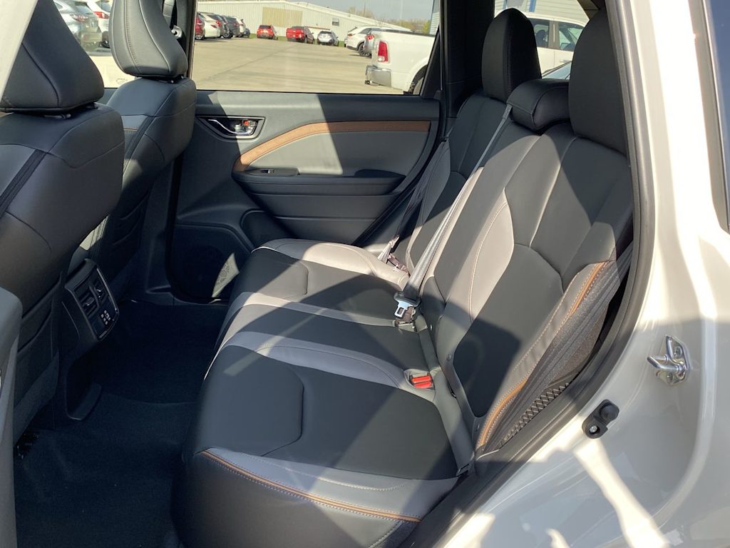 2025 Subaru Forester Sport 27