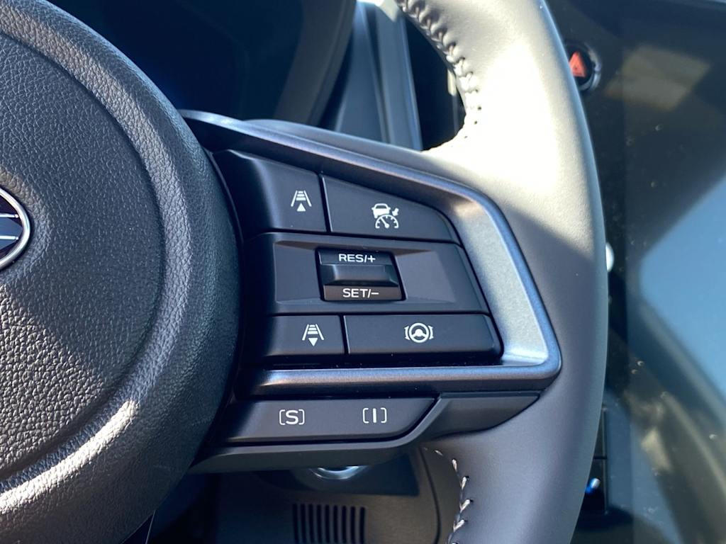 2025 Subaru Forester Limited 30