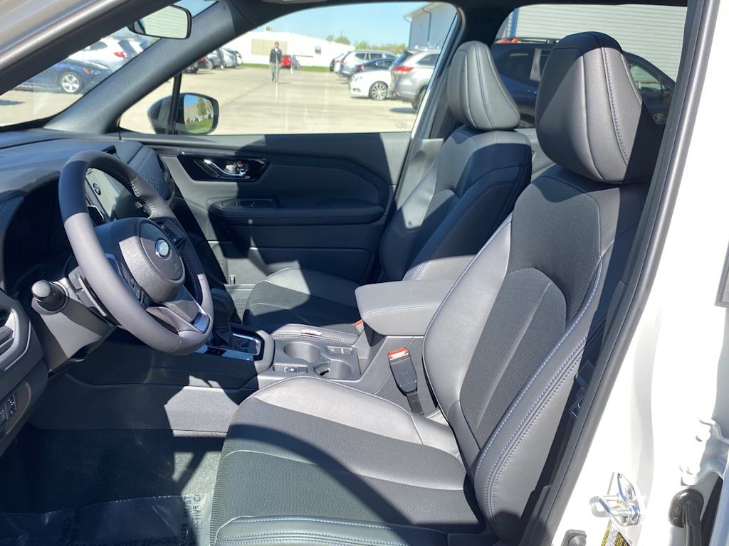 2025 Subaru Forester Limited 10