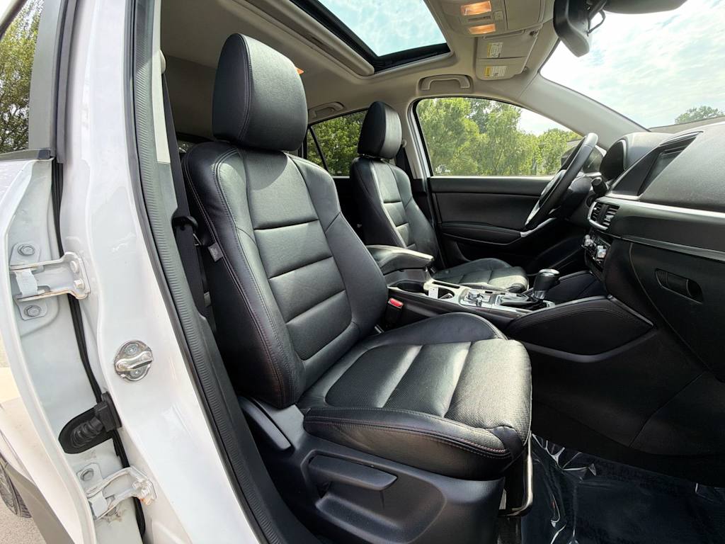 Thumbnail: 2016 Mazda CX-5 - 10