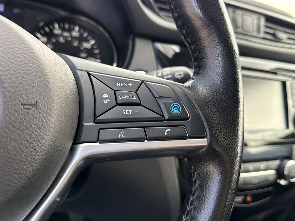 Thumbnail: 2020 Nissan Rogue Sport - 28