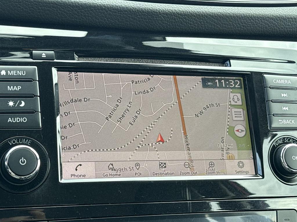 Thumbnail: 2020 Nissan Rogue Sport - 30